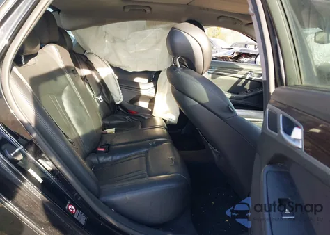 2017 Genesis G80 3.8 from USA, damaged, VIN KMHGN4JE8HU176957